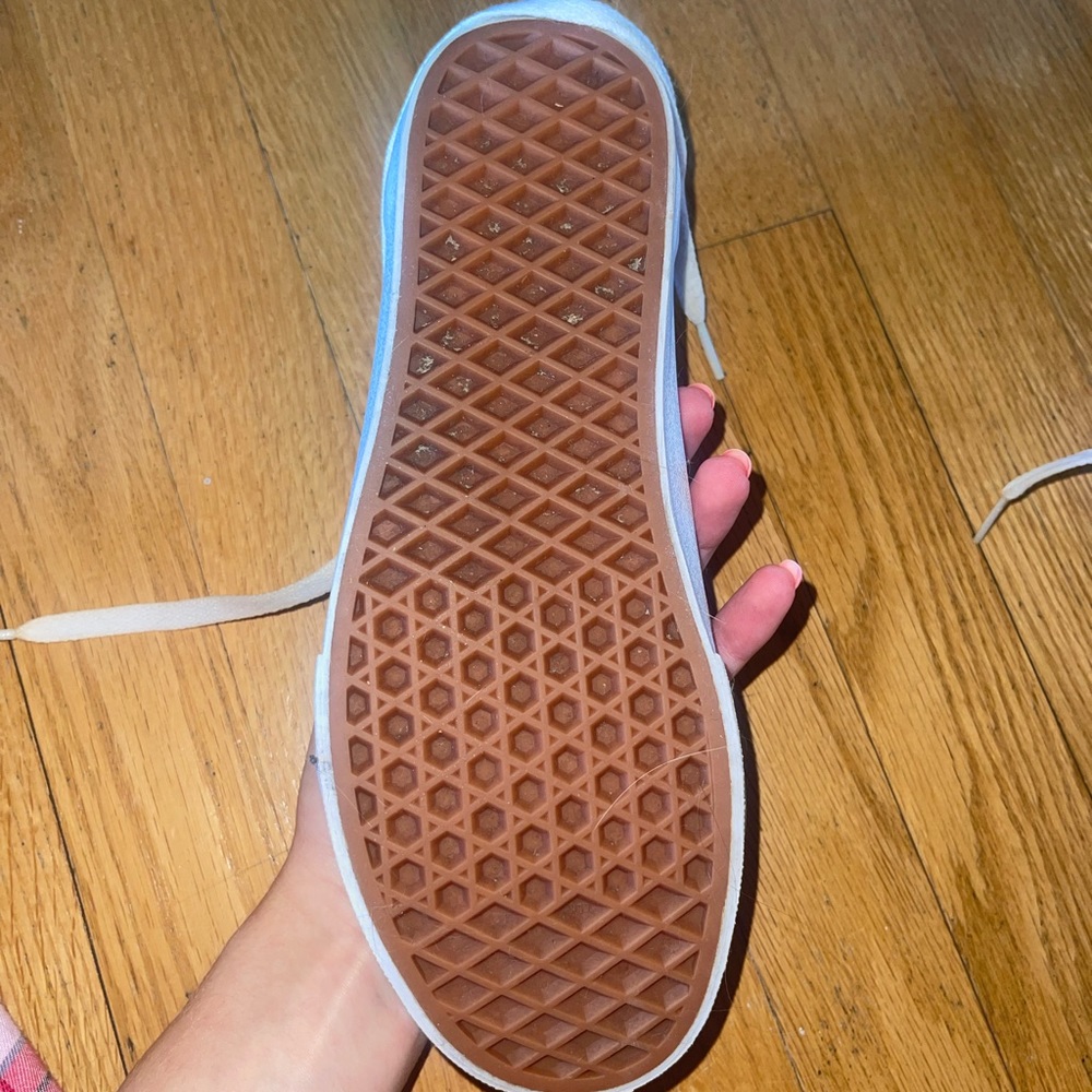 Vans - Picture 3 of 3